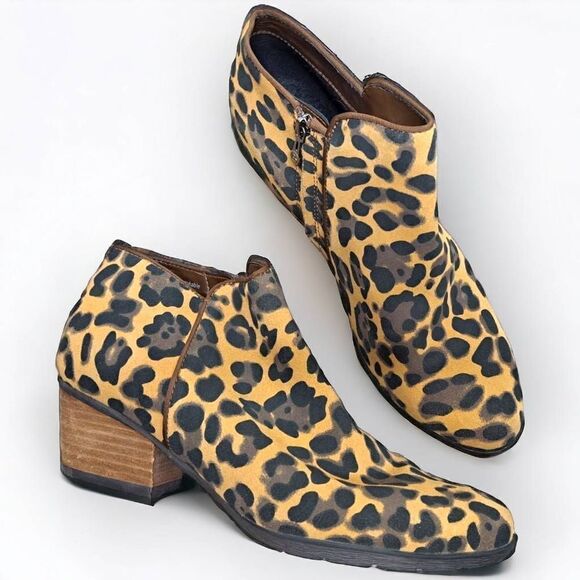 Blondo Villa Waterproof Ankle Booties in Leopard Print size 9 - Picture 1 of 8
